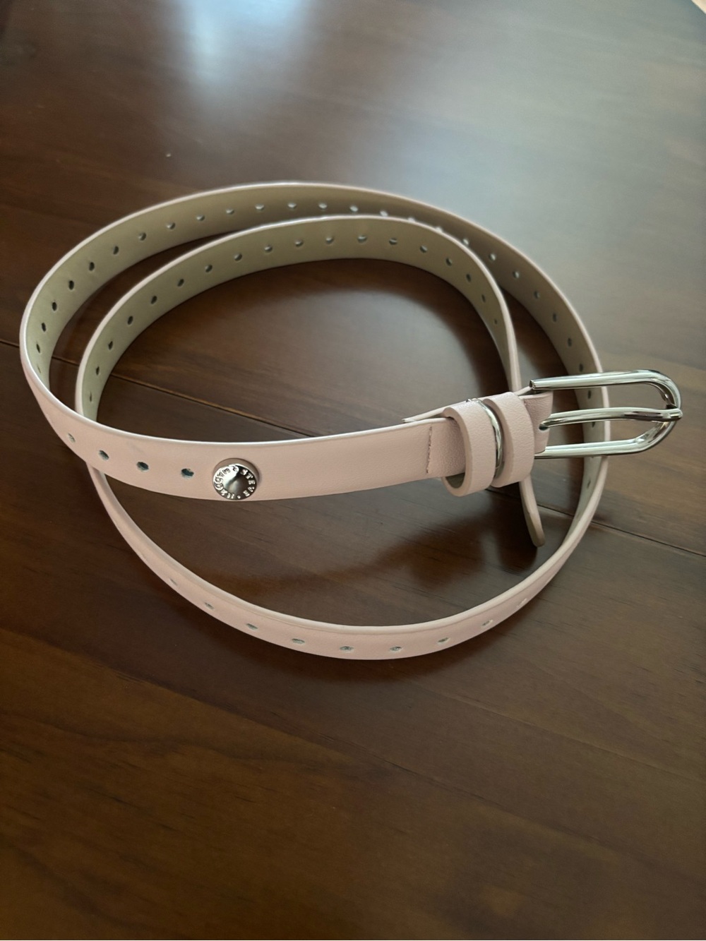 Steve Madden Classic Women's Slim Leather Belt in Light Pink Silver Buckle 42”L